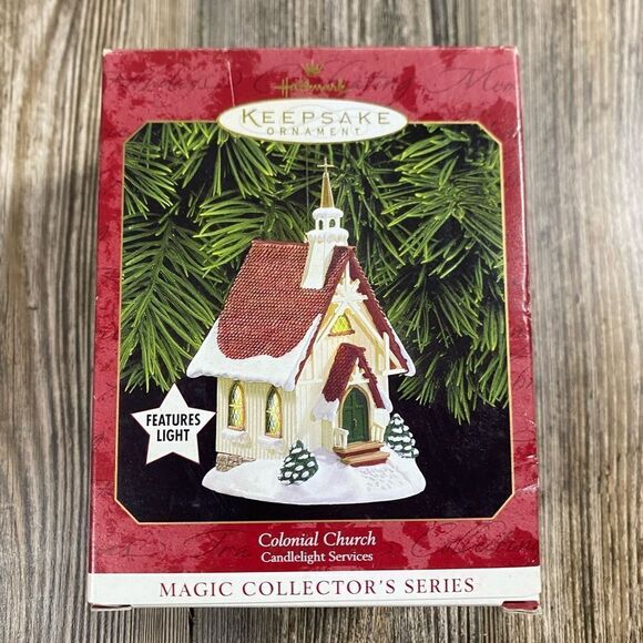 1999 Hallmark Keepsake Ornament Colonial Church Candlelight Magic Collector's - Picture 1 of 7